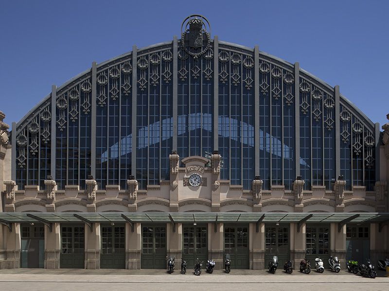 La fachada de estilo ecléctico de la Estación del Norte.