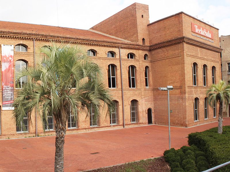 Façana de la Tecla Sala de l’Hospitalet del Llobregat.